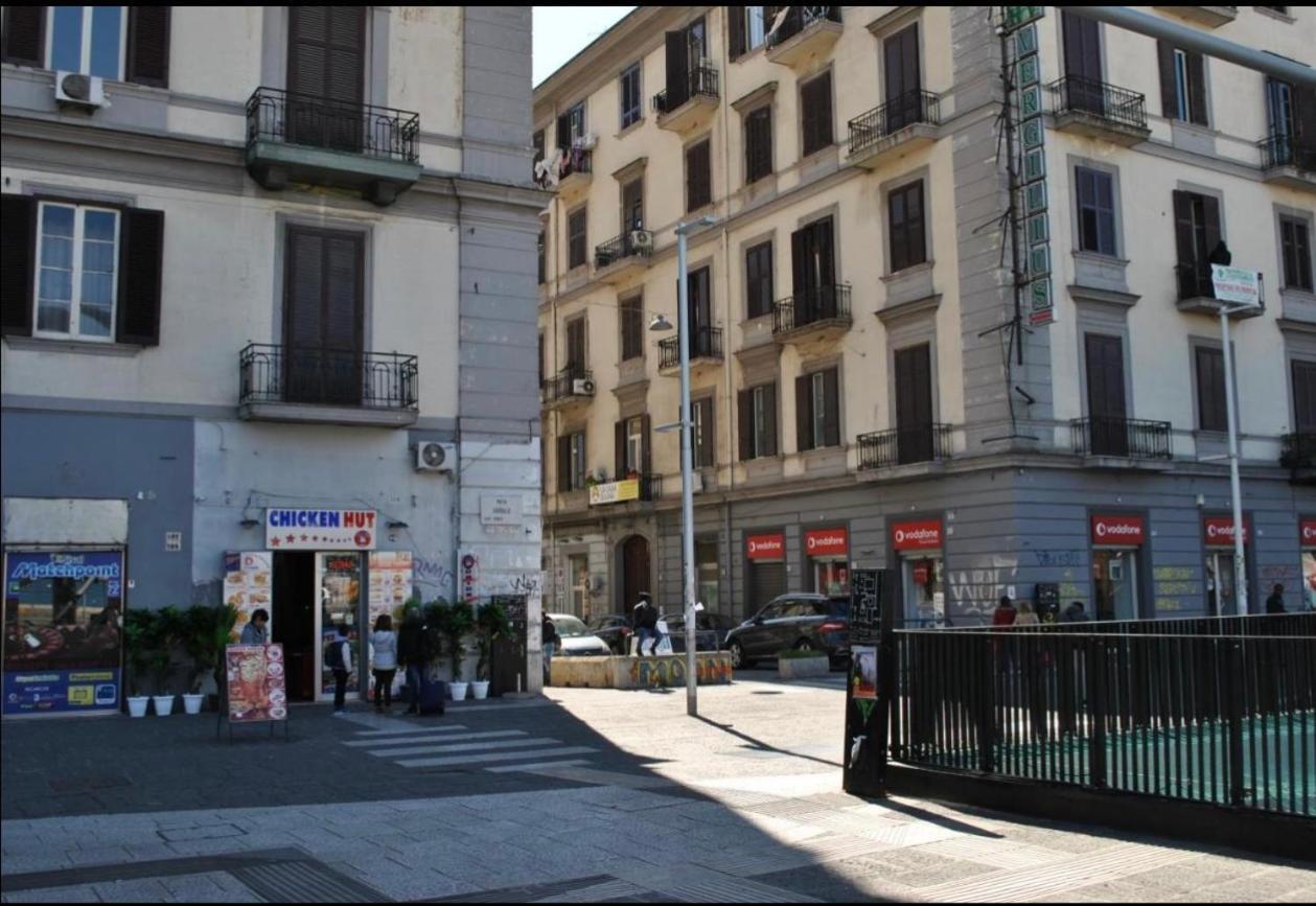 B&B Citytravelnapoli Bagian luar foto